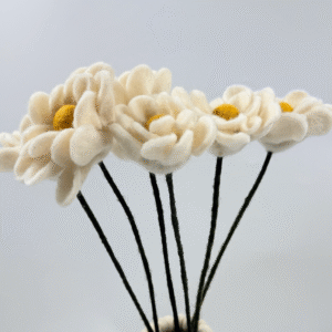 Fleur marguerite feutrine de laine